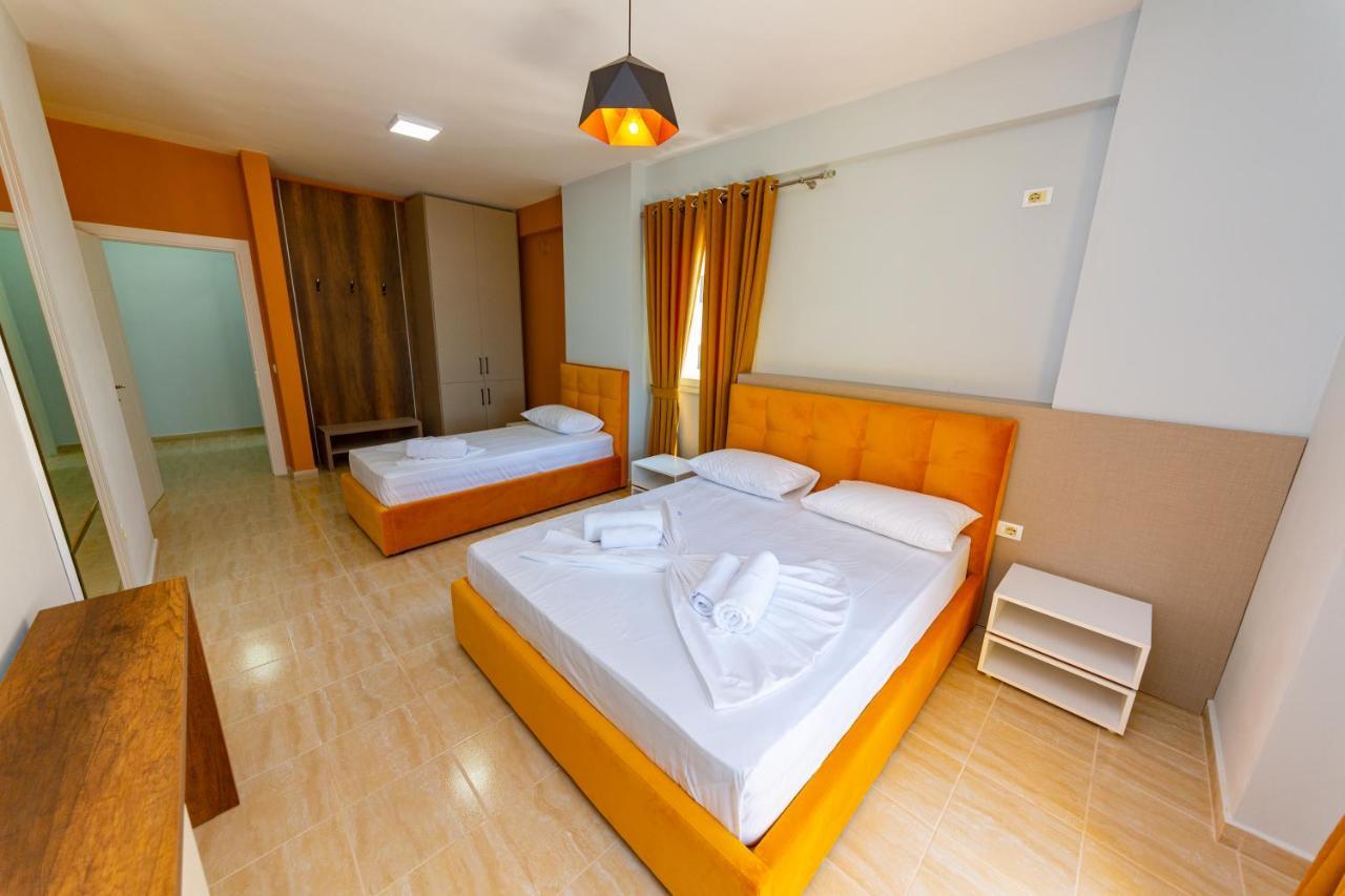 Ponari S Hotel Kryemëdhej 外观 照片