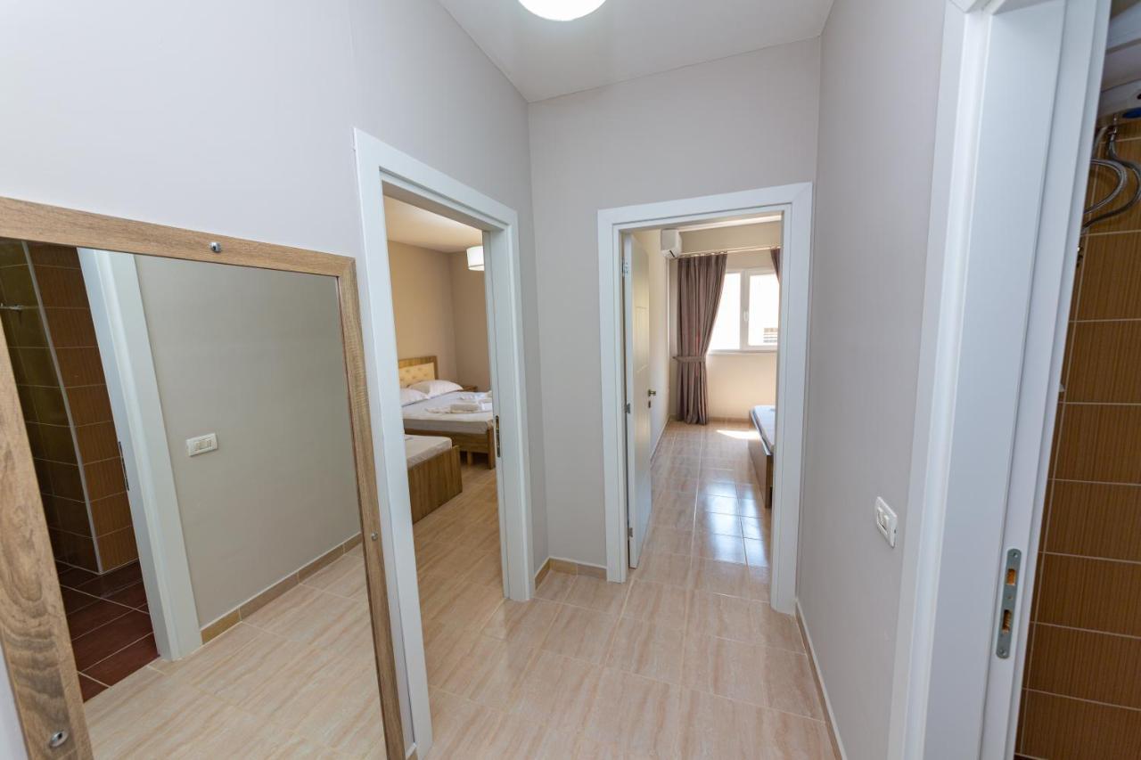 Ponari S Hotel Kryemëdhej 外观 照片
