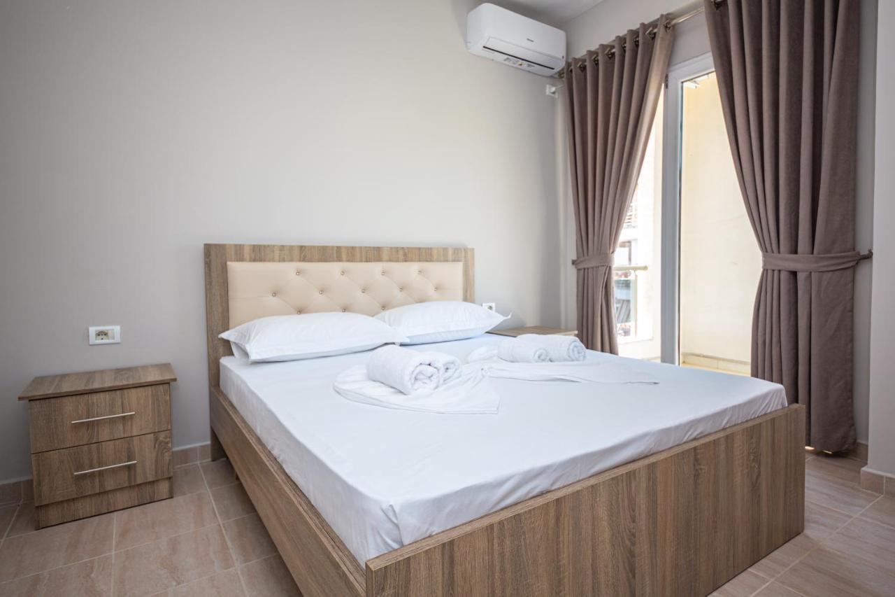 Ponari S Hotel Kryemëdhej 外观 照片