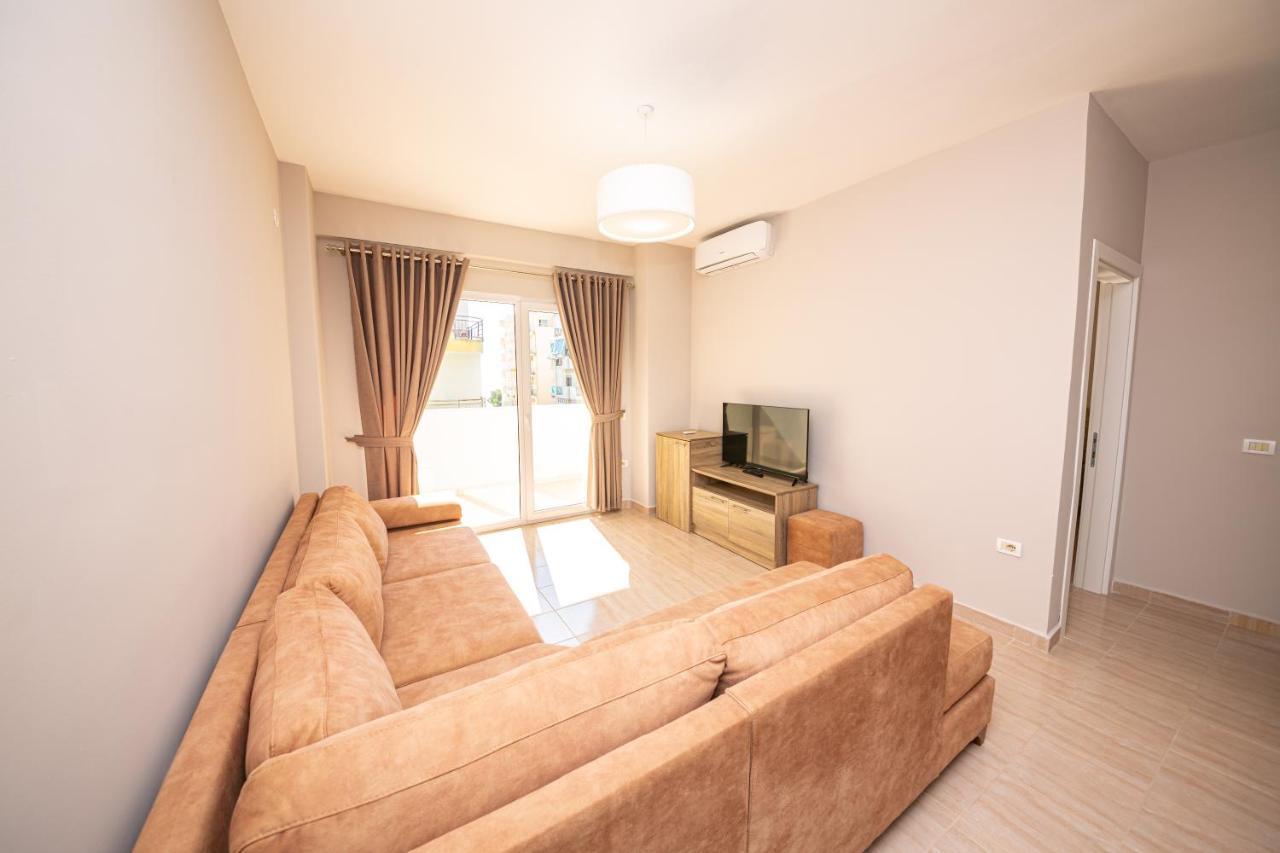 Ponari S Hotel Kryemëdhej 外观 照片