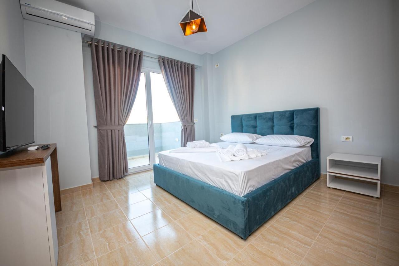 Ponari S Hotel Kryemëdhej 外观 照片