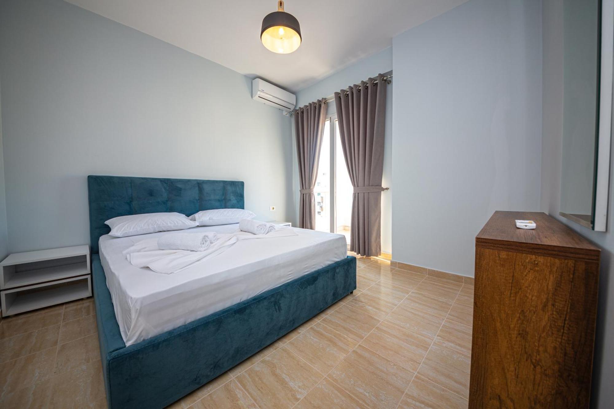 Ponari S Hotel Kryemëdhej 外观 照片