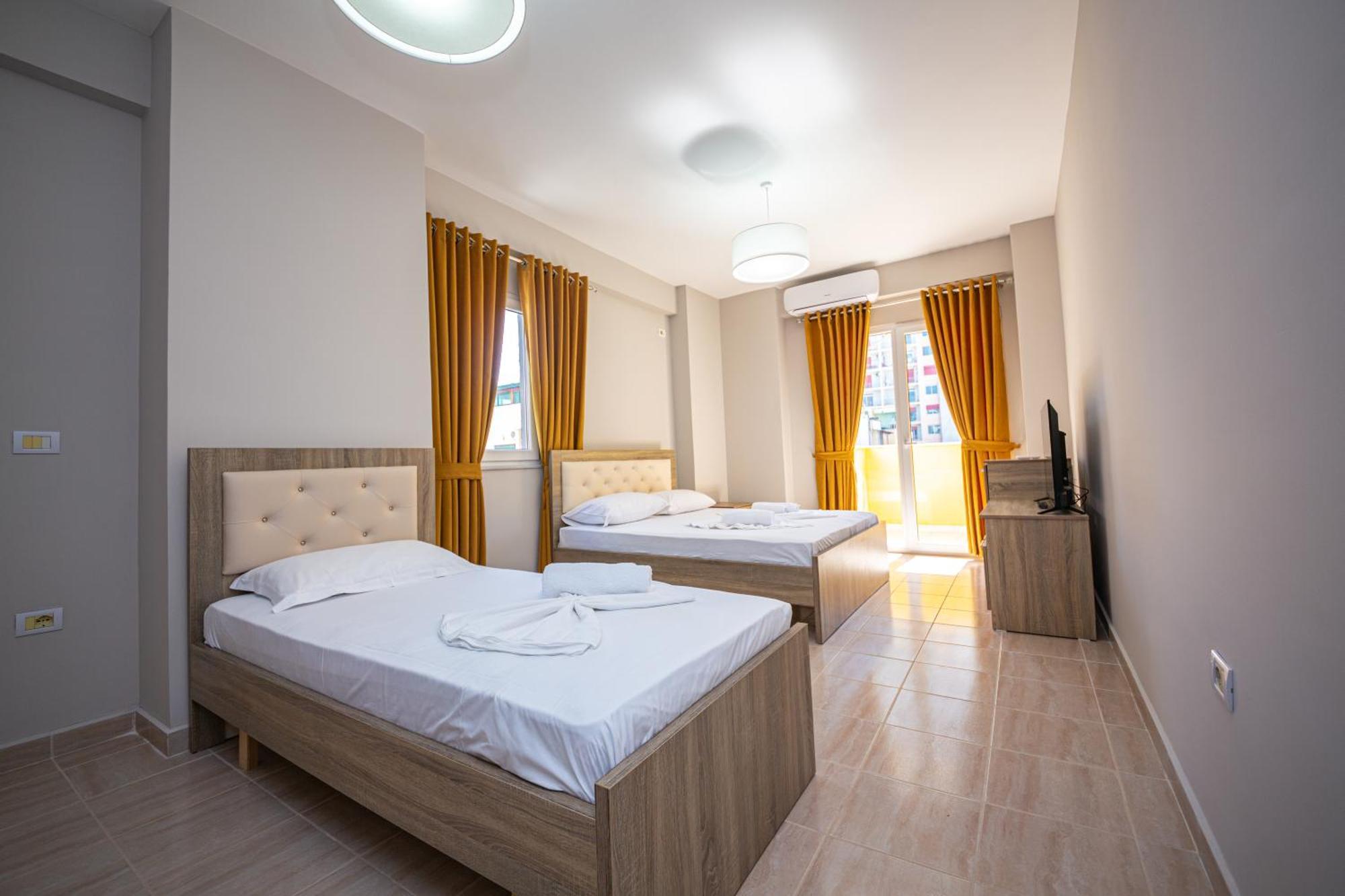 Ponari S Hotel Kryemëdhej 客房 照片